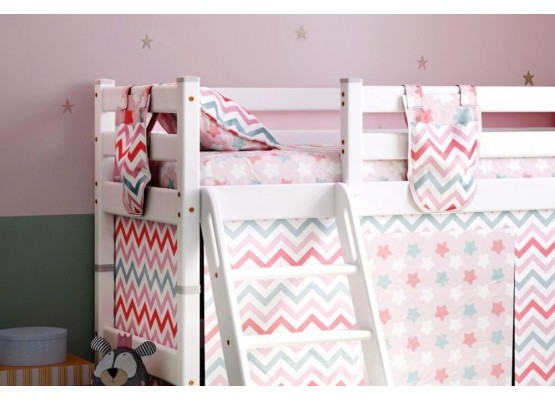 Вариант 12 Низкая кровать"Соня" с наклонной лестницей Белый, МебельГрад